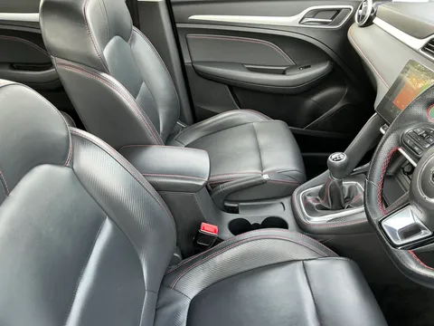 DK22XUG Mg Motor Uk Zs 1.5 VTi-TECH Exclusive 5dr Thumbnail #36