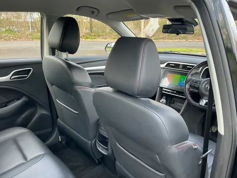 DK22XUG Mg Motor Uk Zs 1.5 VTi-TECH Exclusive 5dr Thumbnail #38