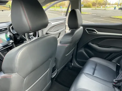 DK22XUG Mg Motor Uk Zs 1.5 VTi-TECH Exclusive 5dr Thumbnail #43