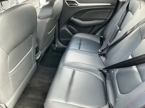 DK22XUG Mg Motor Uk Zs 1.5 VTi-TECH Exclusive 5dr Thumbnail #44