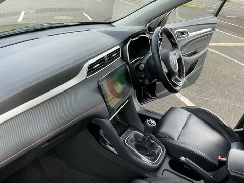 DK22XUG Mg Motor Uk Zs 1.5 VTi-TECH Exclusive 5dr Thumbnail #46