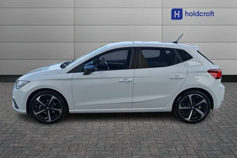 DV24NSU SEAT Ibiza 1.0 TSI 115 FR Sport 5dr Thumbnail #7