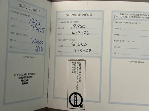 CA23FGE Volvo XC40 2.0 B4P Ultimate Dark 5dr Auto Thumbnail #17