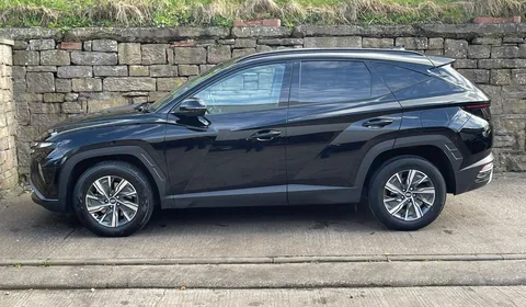 MW22OUB Hyundai Tucson 1.6 TGDi Hybrid 230 SE Connect 5dr 2WD Auto Thumbnail #3