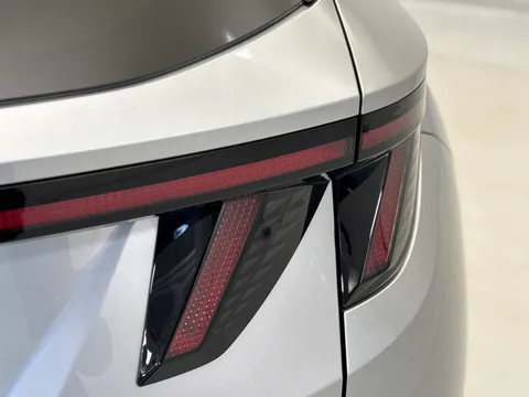 EA23JSZ Hyundai Tucson 1.6 TGDi Hybrid 230 N Line 5dr 2WD Auto Thumbnail #33