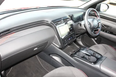 DG72MZP Hyundai Tucson 1.6 TGDi Hybrid 230 N Line S 5dr 2WD Auto Thumbnail #9