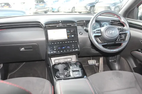 DG72MZP Hyundai Tucson 1.6 TGDi Hybrid 230 N Line S 5dr 2WD Auto Thumbnail #11