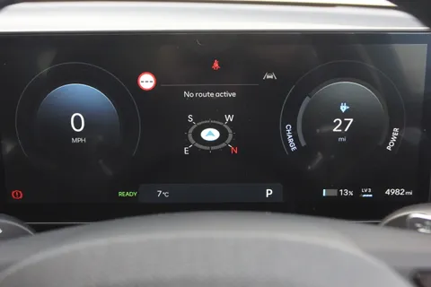 FX25YYH Hyundai Ioniq 5 168kW Premium 84 kWh 5dr Auto Thumbnail #20