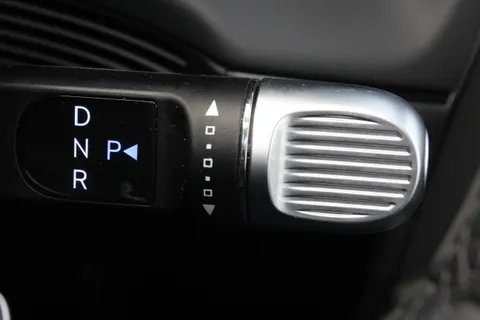 FX25YYH Hyundai Ioniq 5 168kW Premium 84 kWh 5dr Auto Thumbnail #25