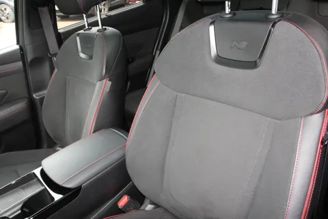 PK74NUJ Hyundai Tucson 1.6T Hybrid N Line S 5dr Auto Thumbnail #12