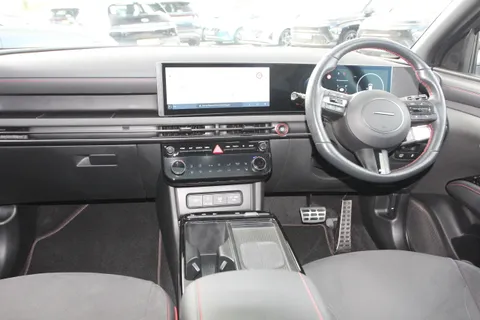 PK74NUJ Hyundai Tucson 1.6T Hybrid N Line S 5dr Auto Thumbnail #19