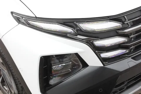 EF25OBA Hyundai Tucson 1.6T Plug-in Hybrid Ultimate 5dr Auto Thumbnail #4