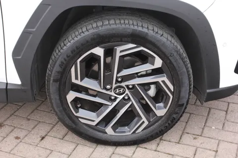 EF25OBA Hyundai Tucson 1.6T Plug-in Hybrid Ultimate 5dr Auto Thumbnail #6