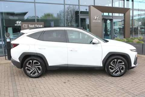 EF25OBA Hyundai Tucson 1.6T Plug-in Hybrid Ultimate 5dr Auto Thumbnail #7