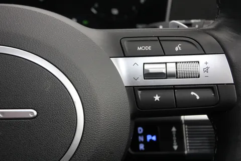 EF25OBA Hyundai Tucson 1.6T Plug-in Hybrid Ultimate 5dr Auto Thumbnail #24