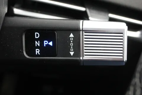 EF25OBA Hyundai Tucson 1.6T Plug-in Hybrid Ultimate 5dr Auto Thumbnail #27