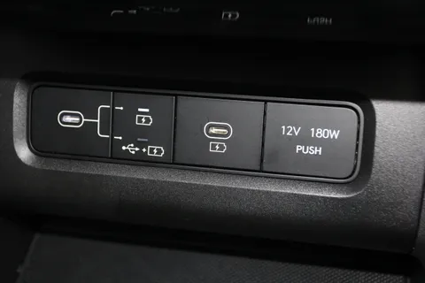 EF25OBA Hyundai Tucson 1.6T Plug-in Hybrid Ultimate 5dr Auto Thumbnail #30