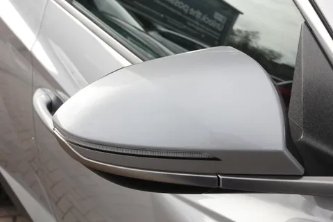 ET24SFY Hyundai Tucson 1.6 TGDi Plug-in Hybrid Ultimate 5dr 4WD Auto Thumbnail #5