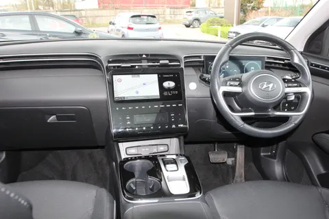 ET24SFY Hyundai Tucson 1.6 TGDi Plug-in Hybrid Ultimate 5dr 4WD Auto Thumbnail #15