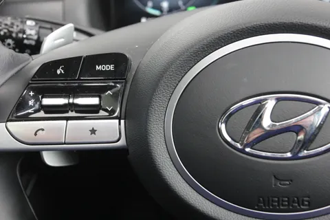 ET24SFY Hyundai Tucson 1.6 TGDi Plug-in Hybrid Ultimate 5dr 4WD Auto Thumbnail #25