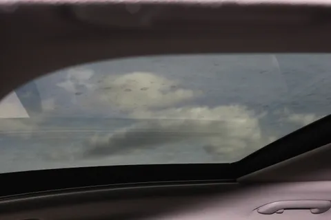 MK21VXL Hyundai Tucson 1.6 TGDi Hybrid 230 Ultimate 5dr 2WD Auto Thumbnail #11