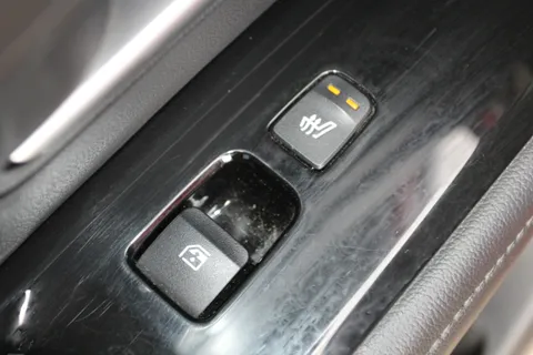 MK21VXL Hyundai Tucson 1.6 TGDi Hybrid 230 Ultimate 5dr 2WD Auto Thumbnail #14