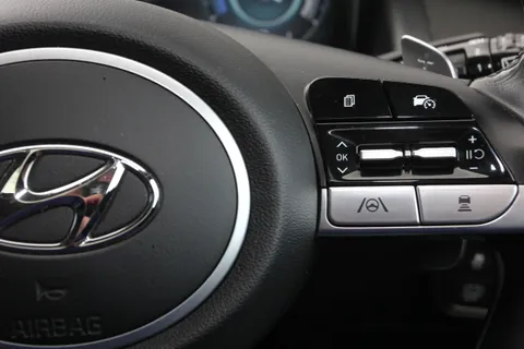 MK21VXL Hyundai Tucson 1.6 TGDi Hybrid 230 Ultimate 5dr 2WD Auto Thumbnail #26