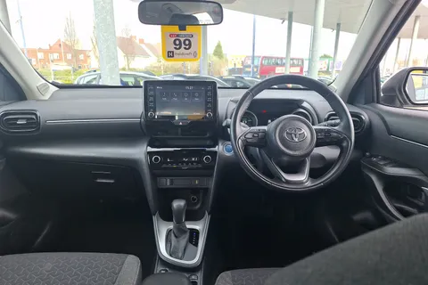 BF23VHX Toyota Yaris Cross 1.5 Hybrid Icon 5dr CVT Thumbnail #4