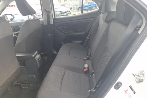 BF23VHX Toyota Yaris Cross 1.5 Hybrid Icon 5dr CVT Thumbnail #10