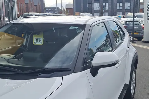 BF23VHX Toyota Yaris Cross 1.5 Hybrid Icon 5dr CVT Thumbnail #25