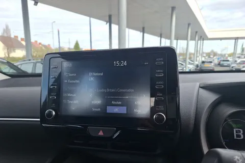 BF23VHX Toyota Yaris Cross 1.5 Hybrid Icon 5dr CVT Thumbnail #37