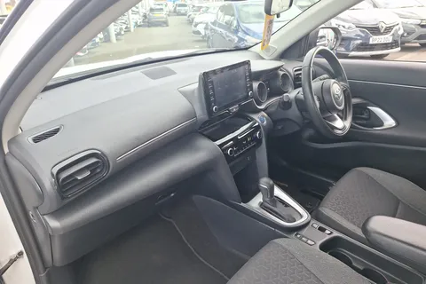 BF23VHX Toyota Yaris Cross 1.5 Hybrid Icon 5dr CVT Thumbnail #32