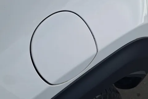 BF23VHX Toyota Yaris Cross 1.5 Hybrid Icon 5dr CVT Thumbnail #28