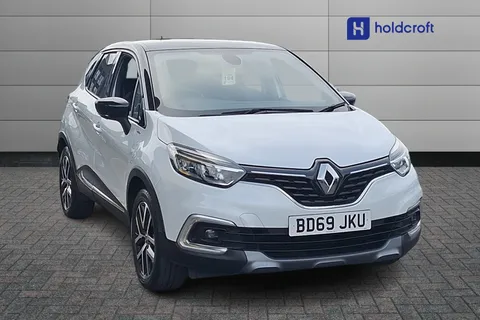 BD69JKU Renault Captur 1.3 TCE 130 S Edition 5dr Thumbnail #2