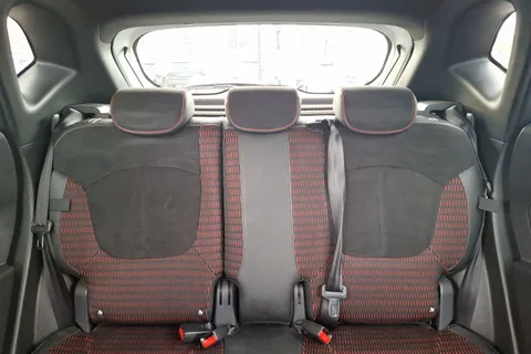 BD69JKU Renault Captur 1.3 TCE 130 S Edition 5dr Thumbnail #11