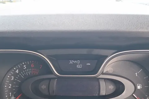 BD69JKU Renault Captur 1.3 TCE 130 S Edition 5dr Thumbnail #12