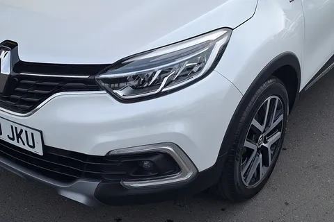 BD69JKU Renault Captur 1.3 TCE 130 S Edition 5dr Thumbnail #15