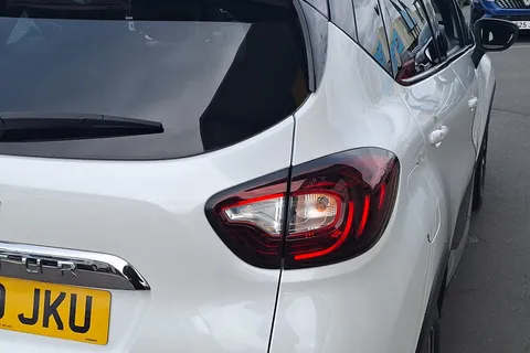 BD69JKU Renault Captur 1.3 TCE 130 S Edition 5dr Thumbnail #20