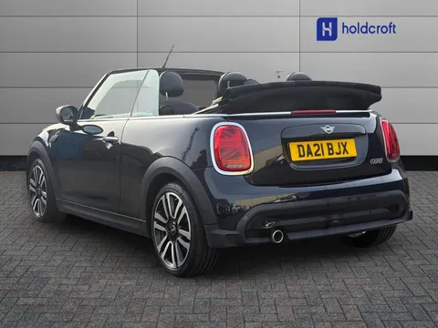 DA21BJX Mini Convertible 1.5 Cooper Exclusive 2dr Thumbnail #3