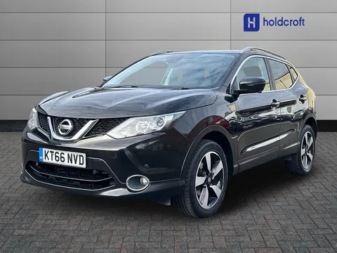 6 of 25 for Nissan Qashqai 1.5 dCi N-Connecta 5dr