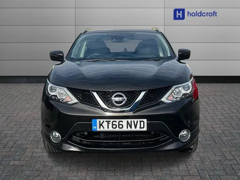 7 of 25 for Nissan Qashqai 1.5 dCi N-Connecta 5dr