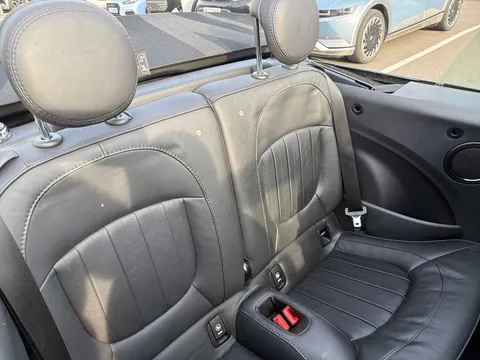 DA21BJX Mini Convertible 1.5 Cooper Exclusive 2dr Thumbnail #10