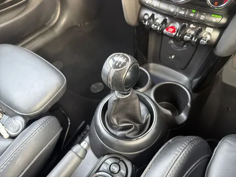 DA21BJX Mini Convertible 1.5 Cooper Exclusive 2dr Thumbnail #13