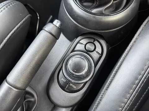 DA21BJX Mini Convertible 1.5 Cooper Exclusive 2dr Thumbnail #15