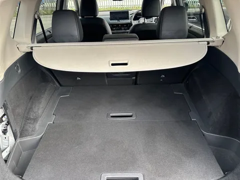 DL23UFS Nissan X-Trail 1.5 E-Power 204 Tekna 5dr Xtronic Thumbnail #19