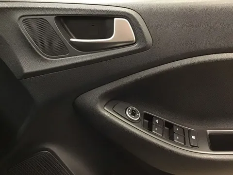 21 of 38 for Hyundai i20 1.2 SE 5dr - ZERO DEPOSIT FINANCE & CASHBACK AVAILABLE