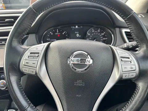 21 of 25 for Nissan Qashqai 1.5 dCi N-Connecta 5dr