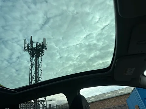 24 of 25 for Nissan Qashqai 1.5 dCi N-Connecta 5dr