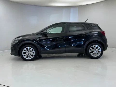 CF71UFN Renault Captur 1.3 TCE 140 Iconic 5dr EDC Thumbnail #4