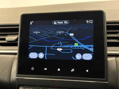 CF71UFN Renault Captur 1.3 TCE 140 Iconic 5dr EDC Thumbnail #23